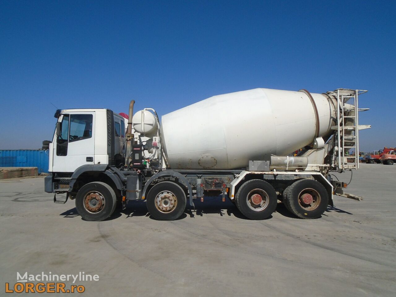 Liebherr  on chassis IVECO Cursor concrete mixer truck
