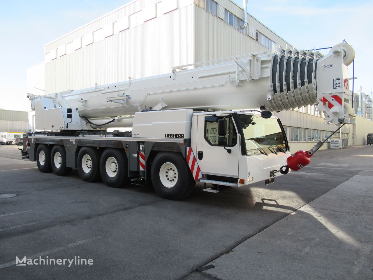 Liebherr LTM 1230-5.1 mobile crane