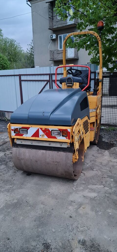 BOMAG BW100 AD-4 road roller