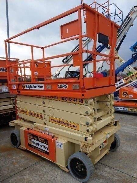 JLG 10 RS scissor lift