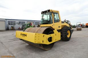 BOMAG BW216 DH-4 single drum compactor