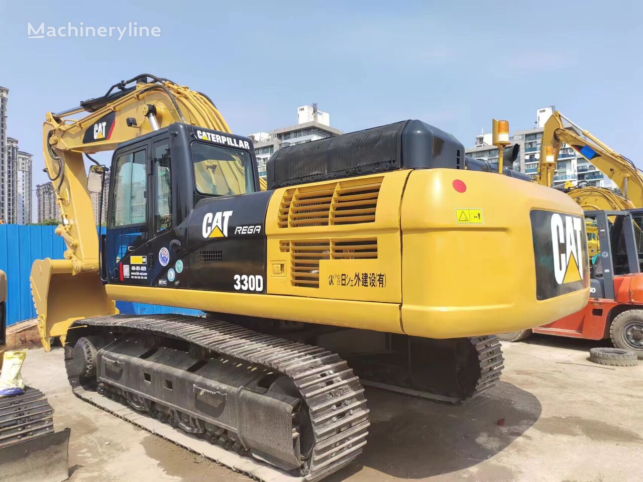 Caterpillar 330D high quality from Japan tracked excavator