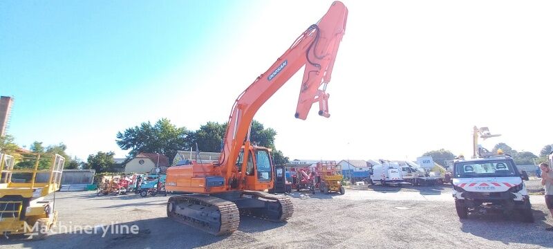 Doosan DX300 LC tracked excavator