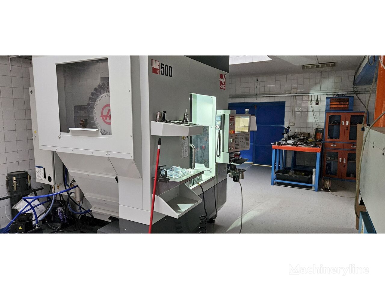 Haas UMC-500 machining centre