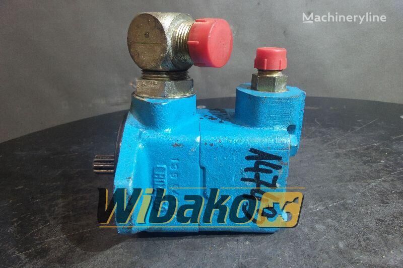 Vickers V101S4S11C20 390099-3 hydraulic pump for excavator
